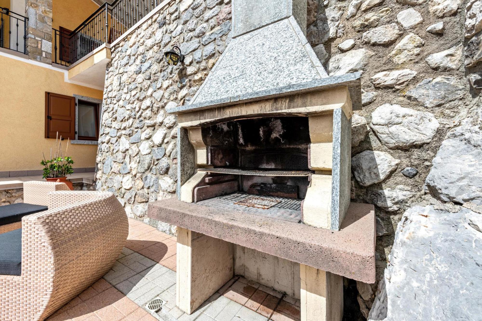 Residence Tatiana A4 Tremosine Екстериор снимка